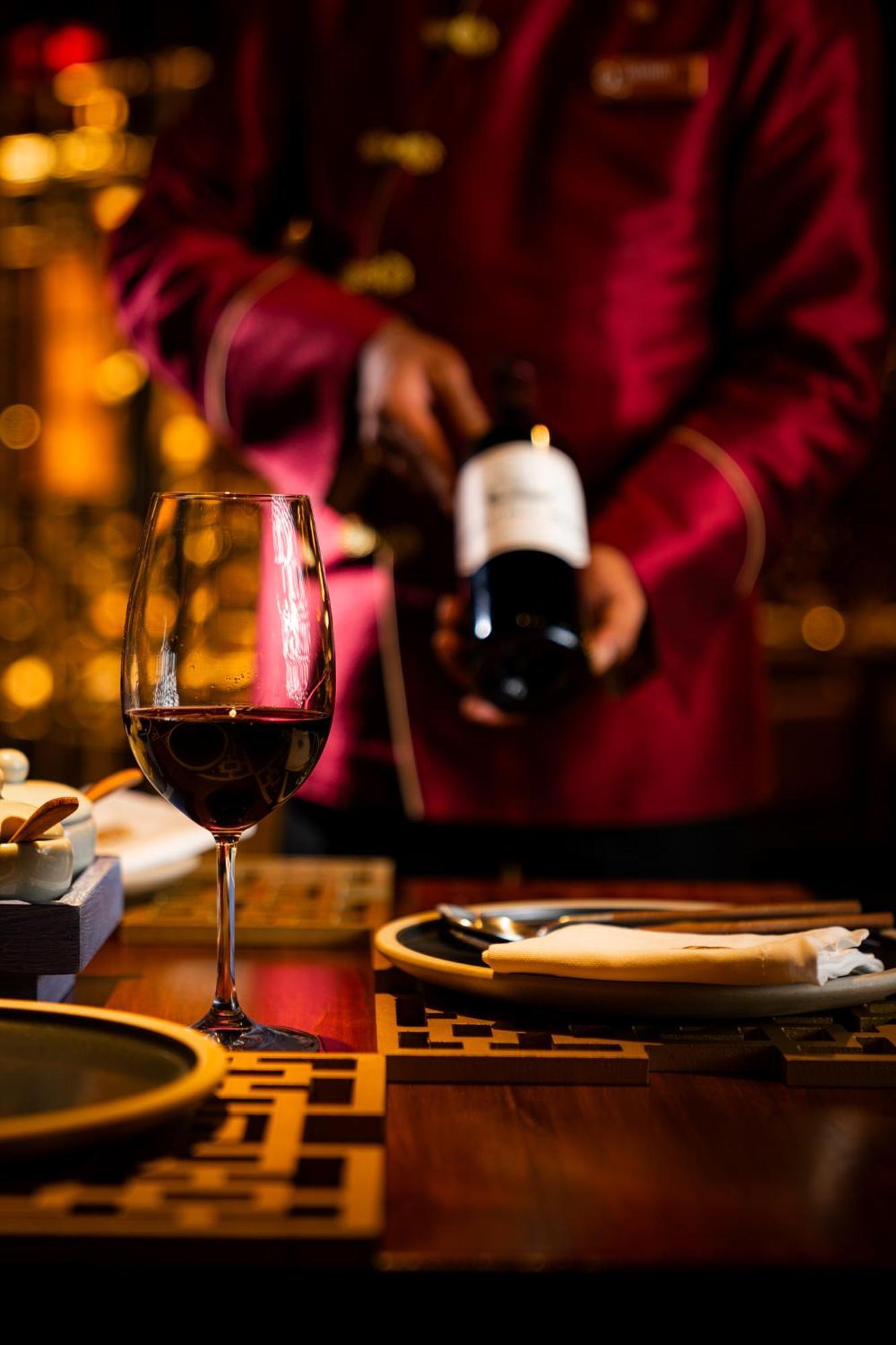 Hotel President - Ihcl Seleqtions Bombaj Zewnętrze zdjęcie Wine